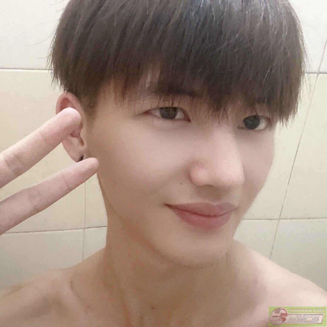 dvubb 图片点击可在新窗口打开查看